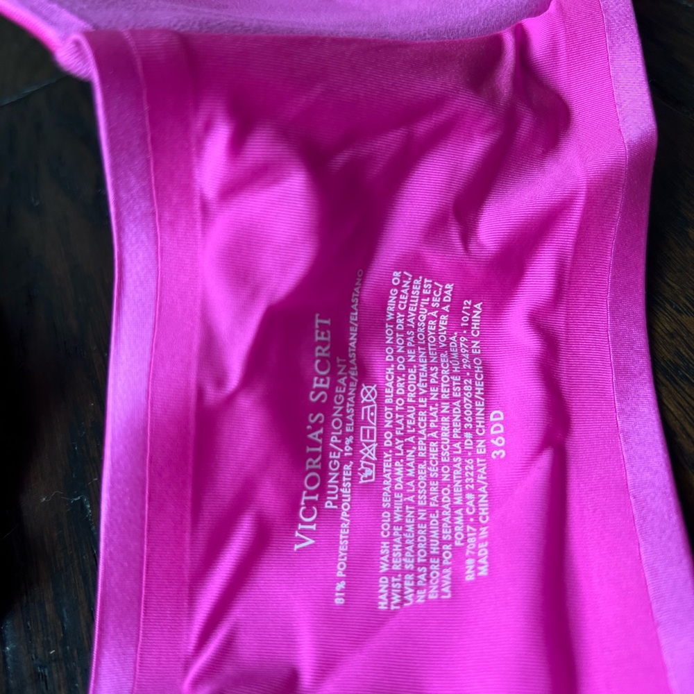 Victoria’s Secret - Picture 8 of 13